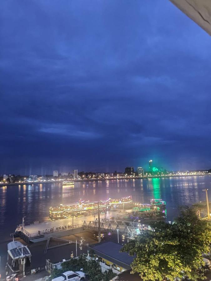 Soma Hotel Phnom Penh Ngoại thất bức ảnh