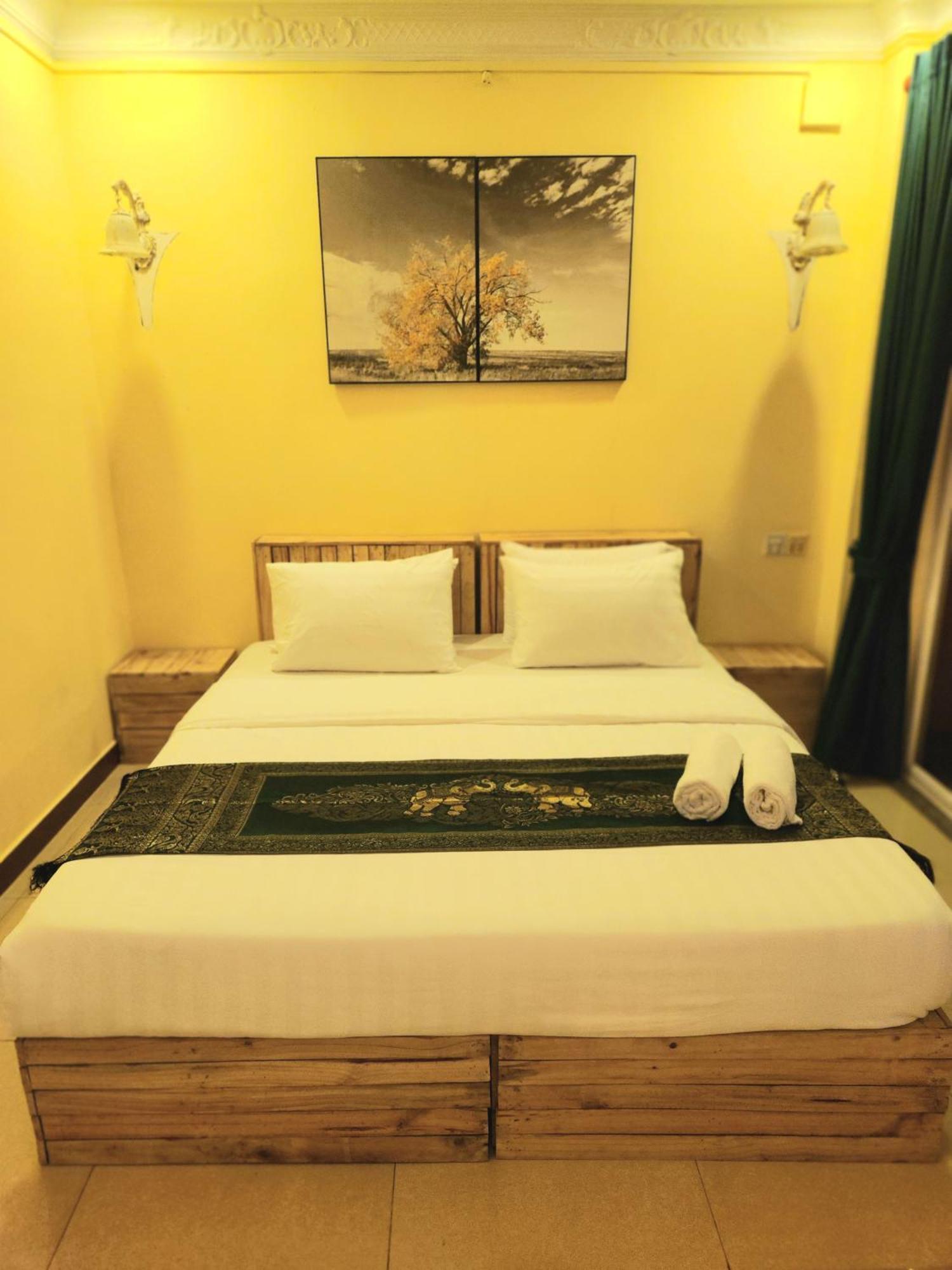 Soma Hotel Phnom Penh Ngoại thất bức ảnh