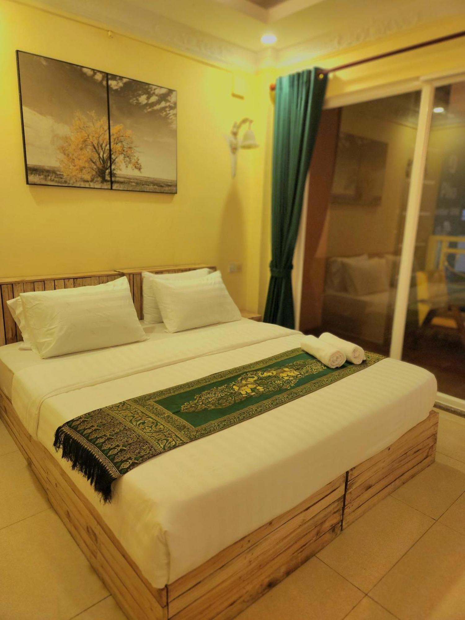 Soma Hotel Phnom Penh Ngoại thất bức ảnh