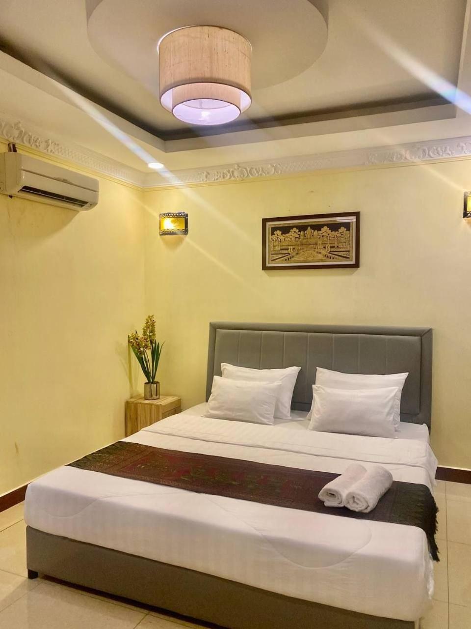 Soma Hotel Phnom Penh Ngoại thất bức ảnh